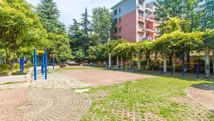 鹤北新村外景图