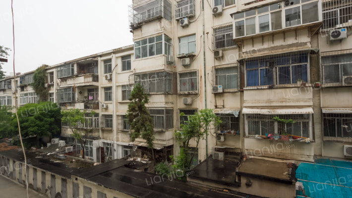 经一路1号院外景图