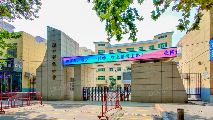 核工业四一七医院住宅楼外景图