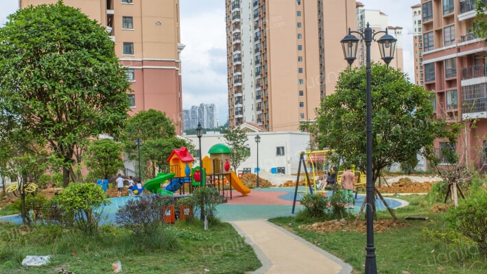 米兰春天三期外景图