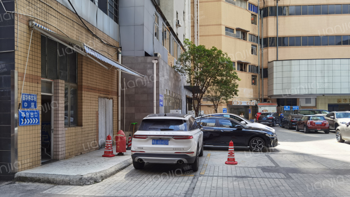 国艺大厦外景图