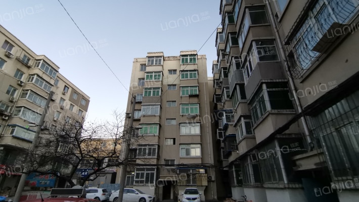 赞新小区外景图