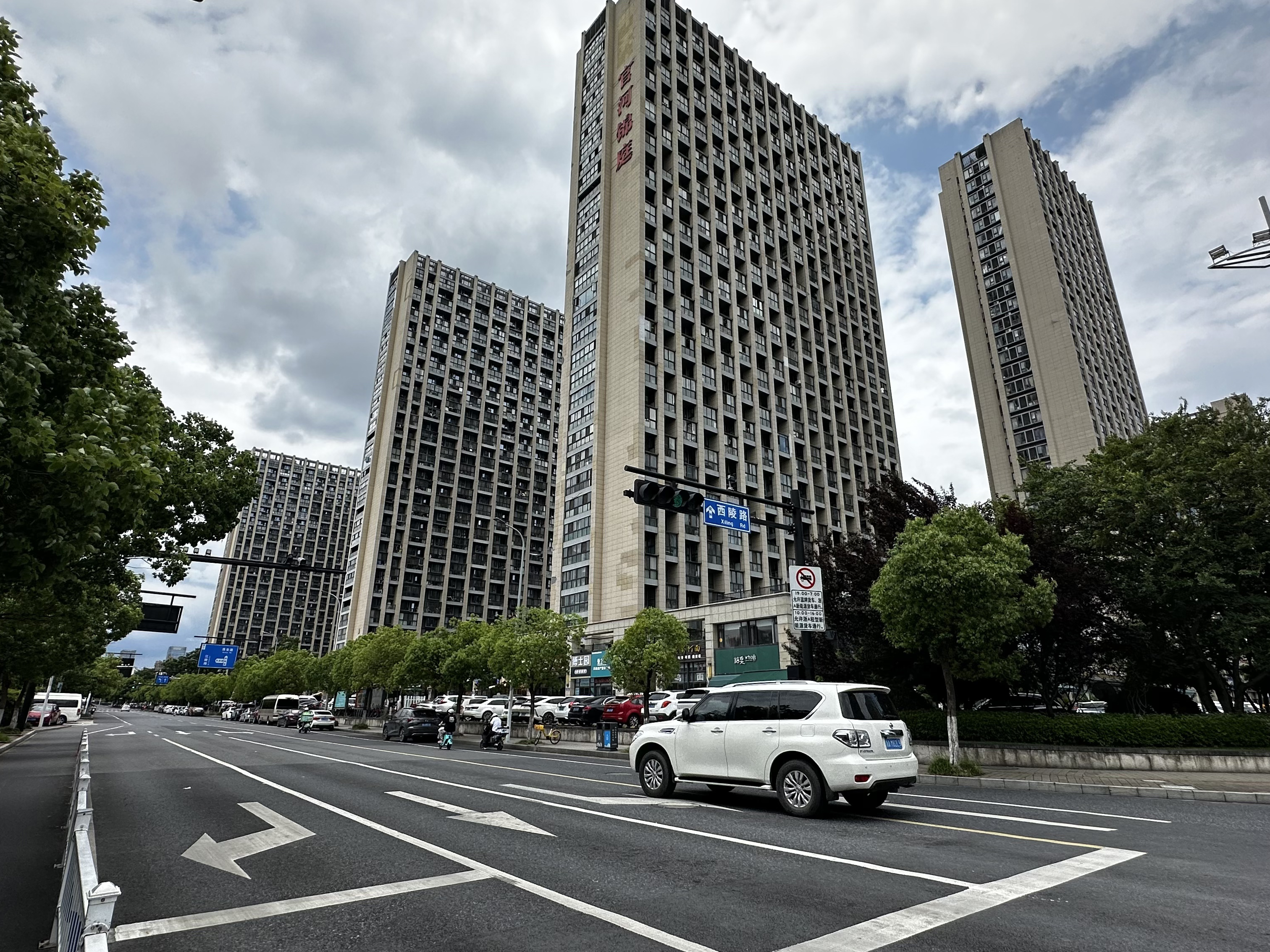 锦绣玲珑府小区实景 5