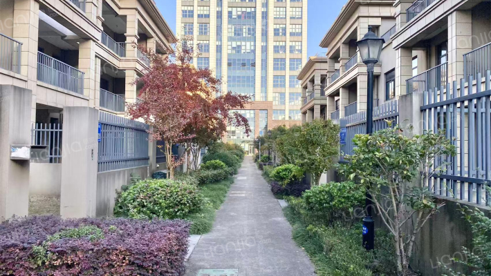 金色阳光馨苑外景图