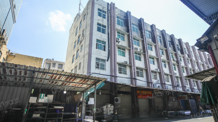 南昌水产大市场外景图