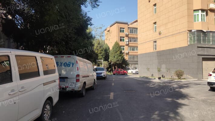 新格瑞拉湖滨假日中心外景图