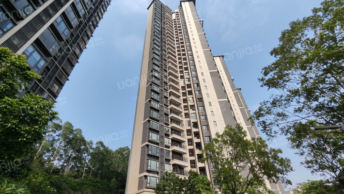 保利合锦领秀山外景图