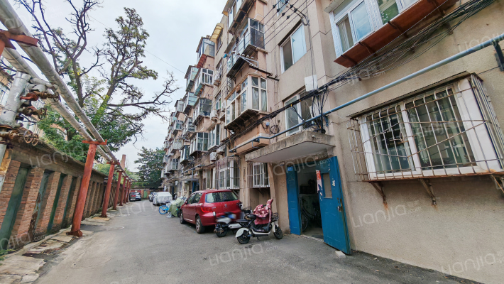 解放路70号外景图