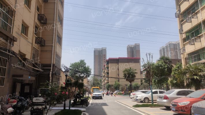 新月花园外景图