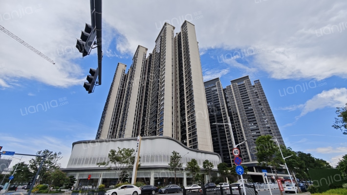 中鼎·君和名城珺合府外景图