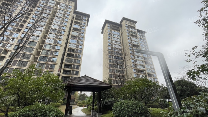 广荣福第外景图