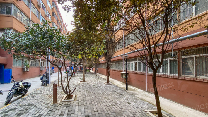 龙渠堡小区外景图