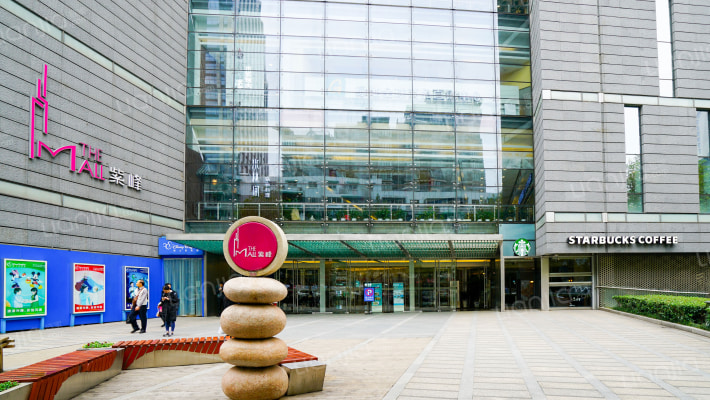 紫峰大厦外景图