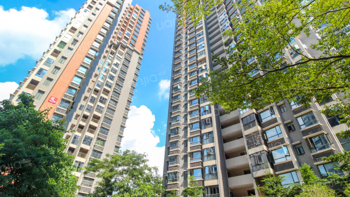 国鹏润德学府外景图