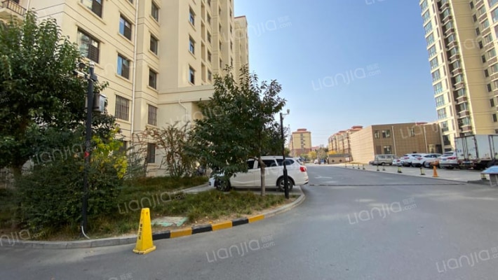 天一锦城外景图