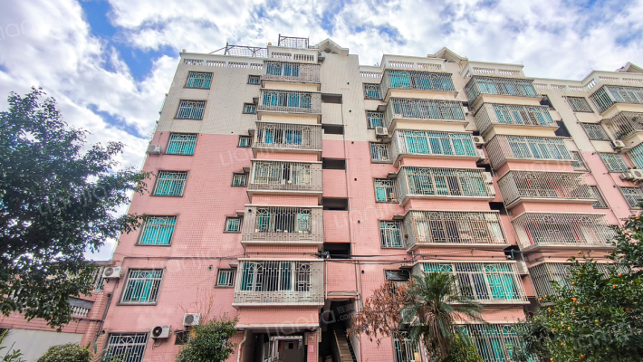 凤贵新村外景图