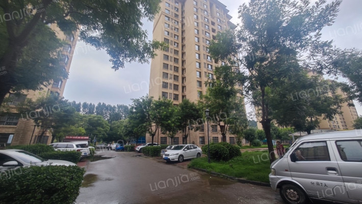 州河湾北园北区外景图