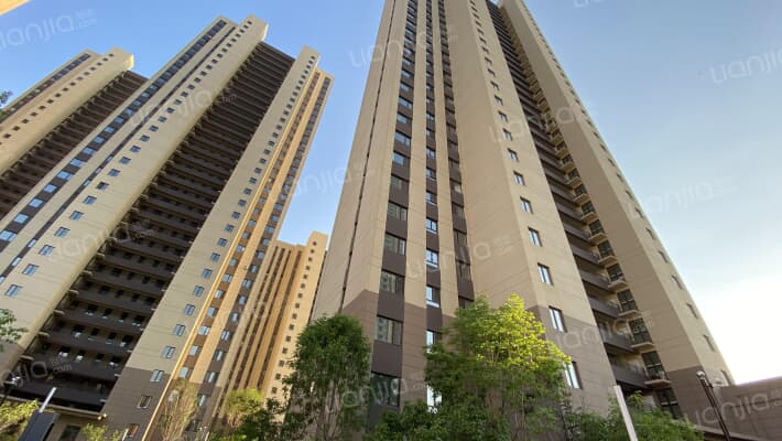 万科明日之光D区外景图