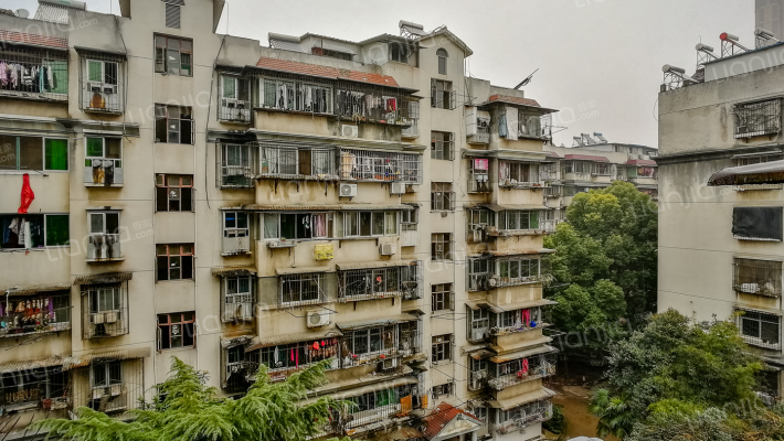 省柴小区外景图