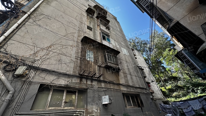 松山路61号外景图