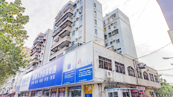 建安广场外景图