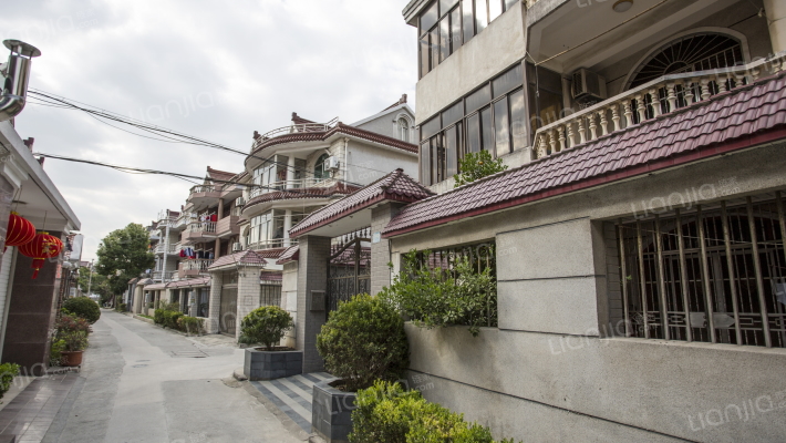 公元别墅外景图