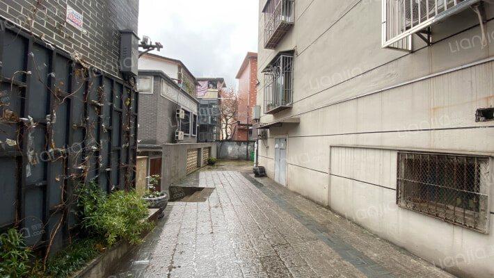 纺织厂公司宿舍外景图