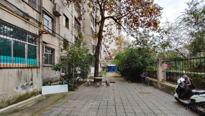 大华锦绣外景图