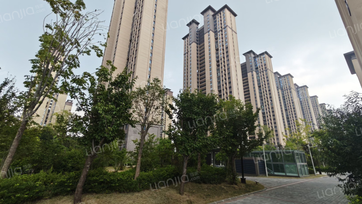 海盛湖滨豪庭壹号院外景图