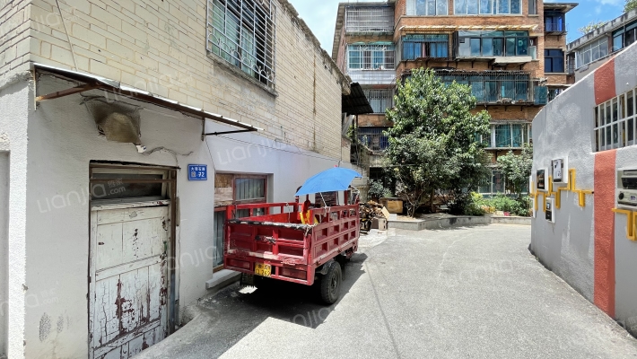 大理石路72号外景图