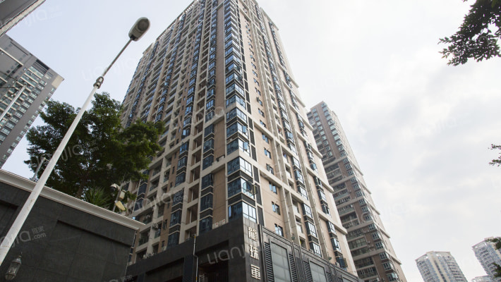 龙珠军苑外景图