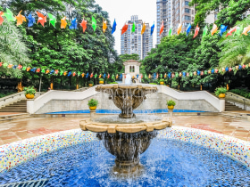 凤岭山语城