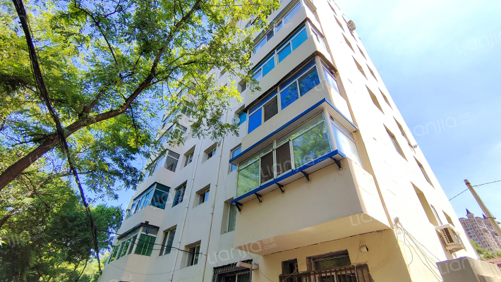 重工北街外景图