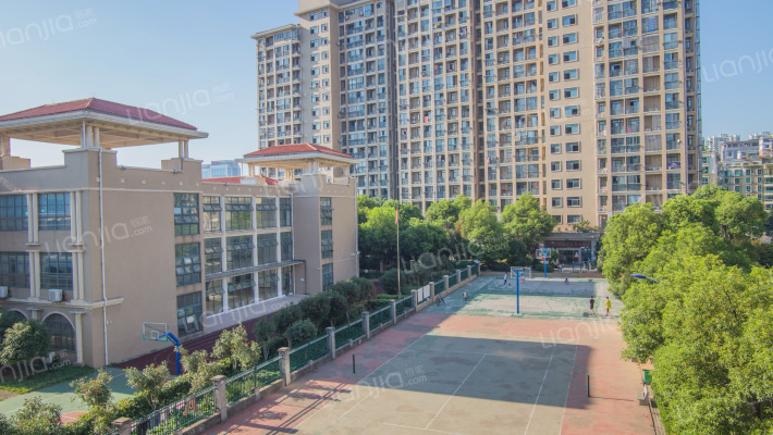 莱茵半岛外景图