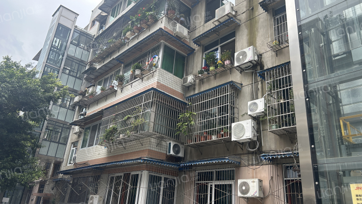 农发局宿舍外景图