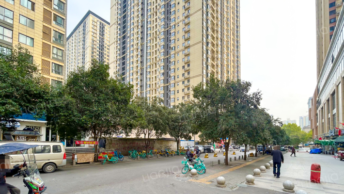 宏府鹍翔九天A区外景图