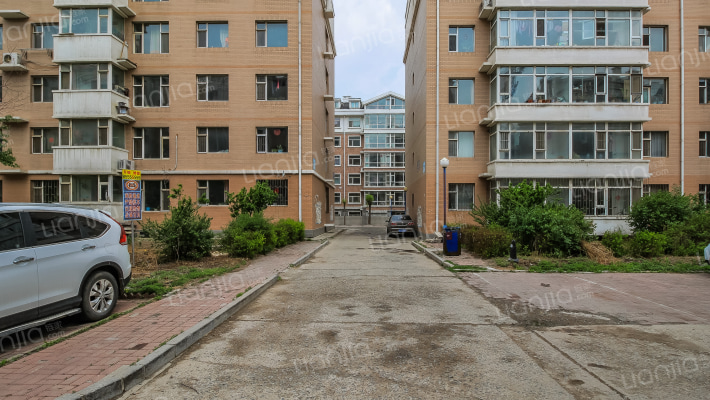 一汽家园C区外景图