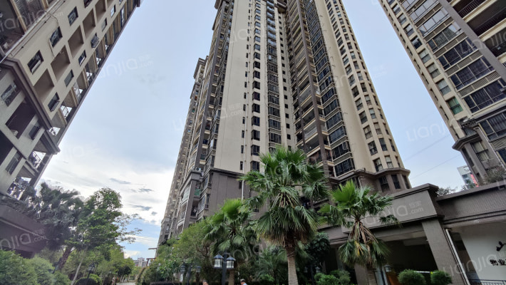 山水豪庭外景图