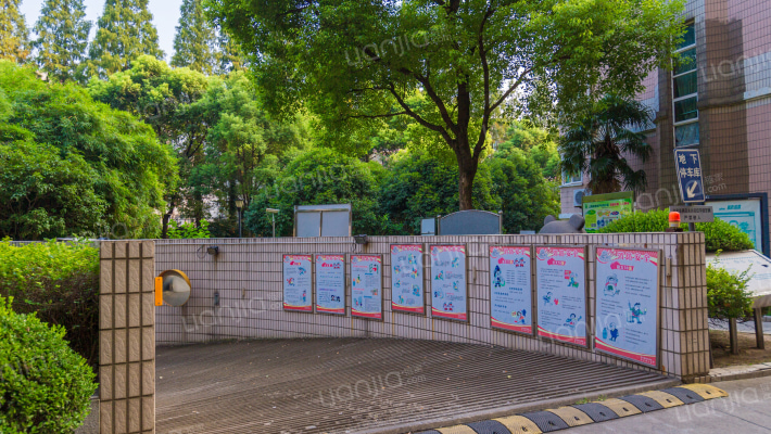 凤城花园外景图