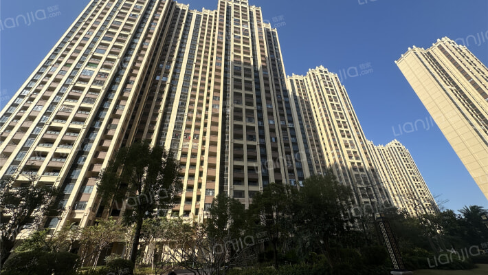 德威花园城外景图