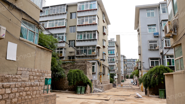 英雄山路78号外景图