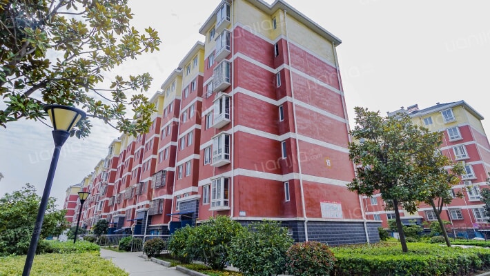 赤岗小区外景图