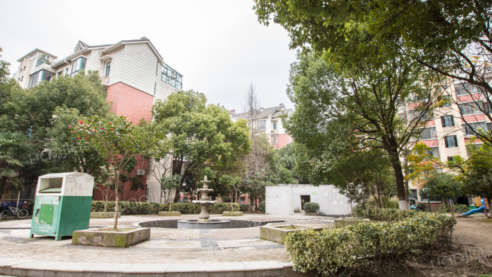 森隆蓝波湾外景图