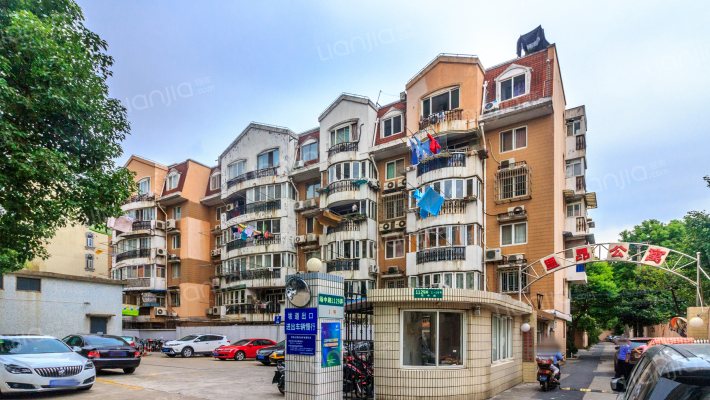 里昂公寓外景图