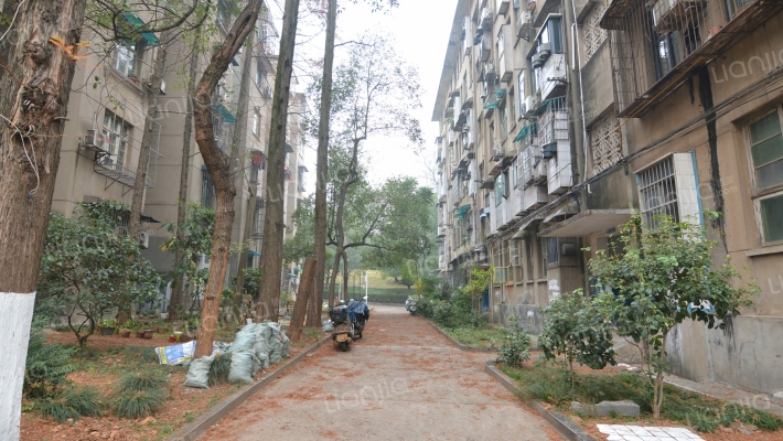 建设新村外景图