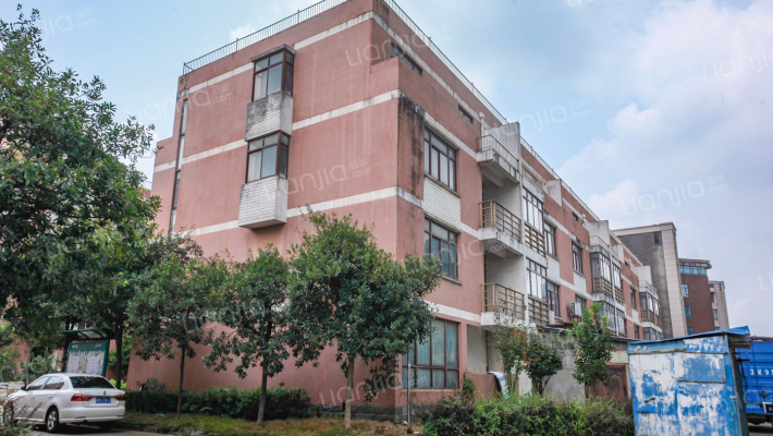 赛维莱国际企业城外景图