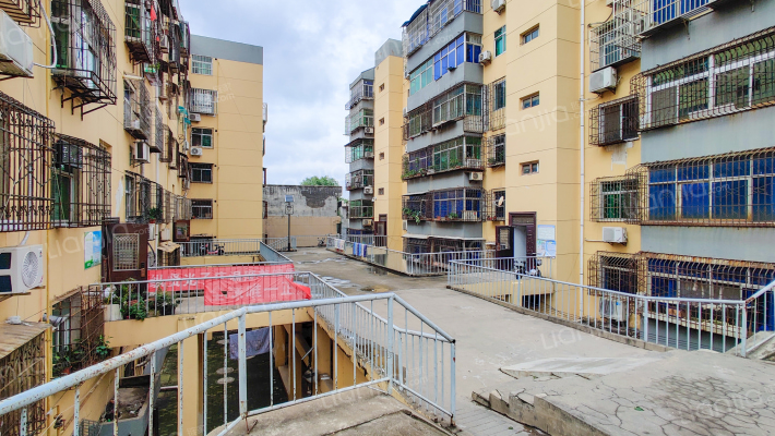 骊苑住宅小区外景图