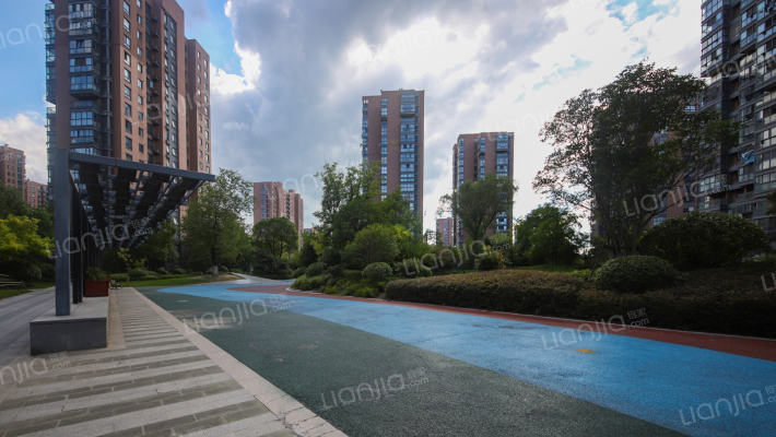 冠城大通二期松苑外景图