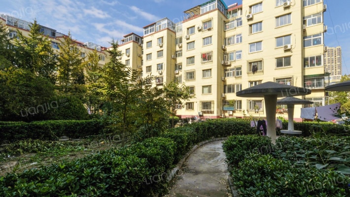 南太平庄北巷外景图