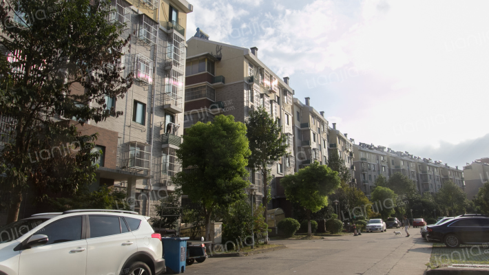 春江佳园外景图